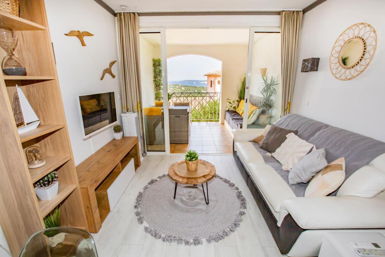 Le Tropik, Panoramic Sea View, Holiday Resort Гримо Экстерьер фото