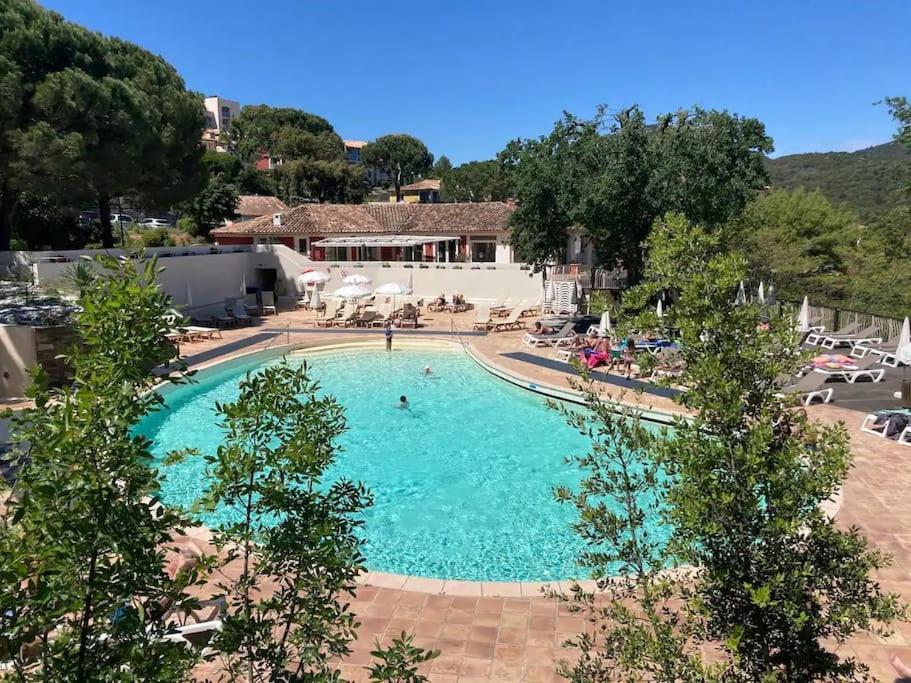 Le Tropik, Panoramic Sea View, Holiday Resort Гримо Экстерьер фото